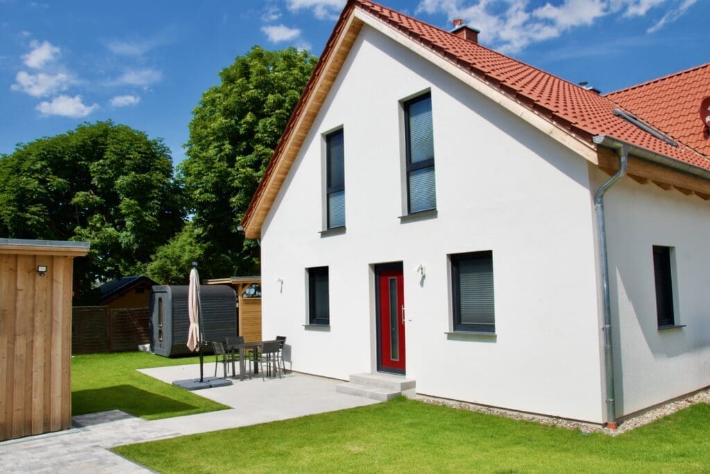 Reinigung Ferienwohnungen FleesenSeetreppe Links